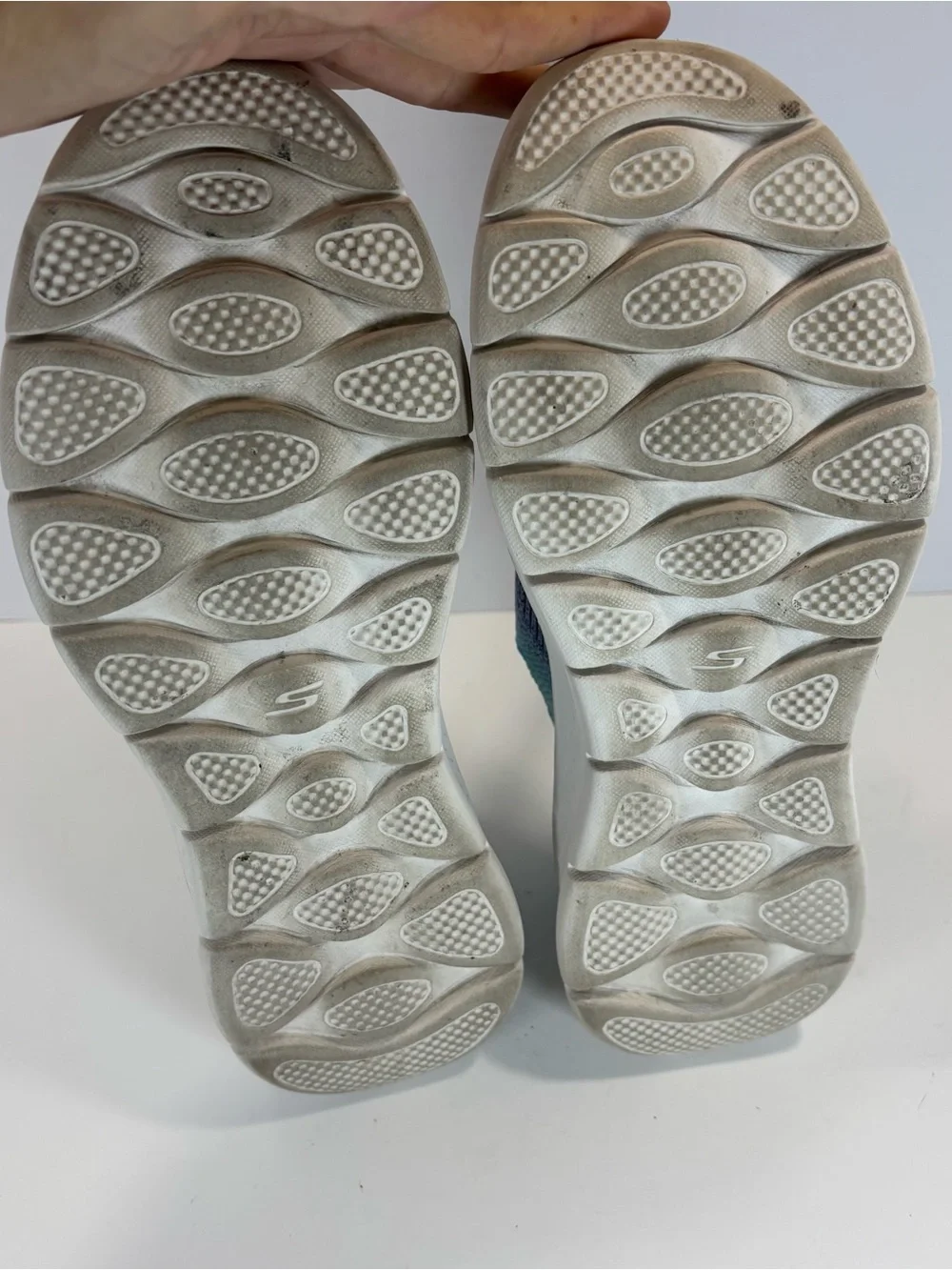 Sketchers Women’s GOwalk Flex Cali Sunset Slip In Blue Ombre Sneakers Sz 10 EUC
